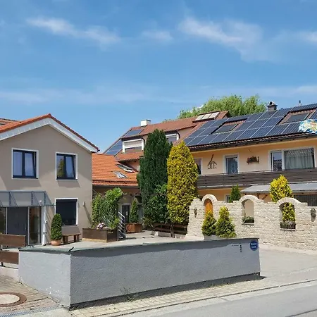 Lerchl Apartment *
